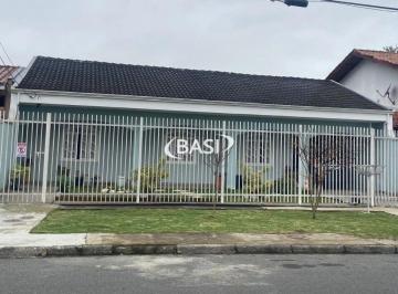 Casa · 171m² · 4 Quartos · 2 Vagas · Casa Padrao terrea a Venda no bairro Capao da Imbuia, Curitiba com Edicula