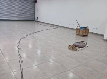 e64dfd287842c16a476e5ebab0571b0f9f2c28fb · Ponto para alugar, 55 m² por R$ 5.000,01/mês - Centro - Ubatuba/SP