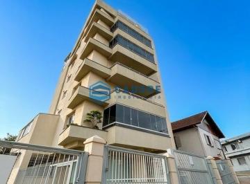 Apartamento · 3 Quartos · 2 Vagas · Apartamento com três dormitórios no Pio X