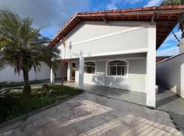 Casa de 4 quartos, Caraguatatuba · Casa com Piscina e Área Gourmet a 500m da Praia - Jardim Britânia, Caraguatatuba