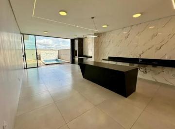 Casa de 3 quartos, Valinhos · Casa à Venda na região-Chácaras Alpina ; Cidade: V – Localização Privilegiada!
