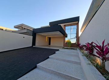 Casa de 4 quartos, Vicente Pires · CASA ALTO PADRÃO VICENTE PIRES 4 QUARTOS CLOSET NASCENTE PAISAGISMO PISCINA AQUECIDA NÃO FINANCIA