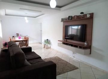 Casa de 3 quartos, Mongaguá · Vendo Sobrado com Três Quartos e Churrasqueira na Plataforma - Mongaguá