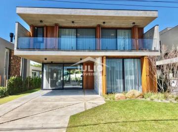 Casa · 420m² · 5 Quartos · 2 Vagas · Casa em Condomínio com 420m², 5 dorm. no bairro Capão Novo em Capão da Canoa