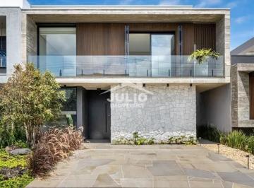 Casa · 250m² · 4 Quartos · 2 Vagas · Casa em Condomínio com 250m², localizada em Xangri-la