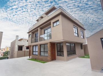Casa de 3 quartos, Curitiba · Viva com conforto e exclusividade em condomínio fechado no Tingui