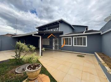 Casa de 5 quartos, Sobradinho · 5 QUARTOS SENDO DUAS SUÍTES, FINANCIAMENTO E FGTS, VARANDÃO, ACESSIBILIDADE