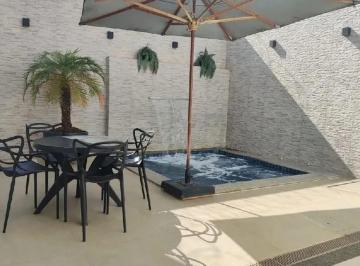 Casa de 3 quartos, Guarulhos · Casa de 160 m² com 3 quartos à venda no Parque Renato Maia