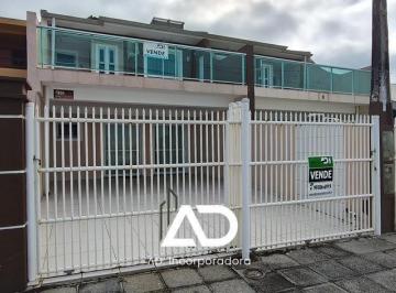 Casa de 4 quartos, Matinhos · Sobrado beira mar em Matinhos