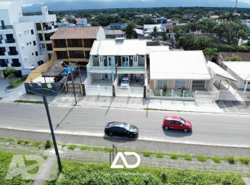 Casa · 153m² · 4 Quartos · 4 Vagas · Sobrado de Frente ao Mar em Matinhos