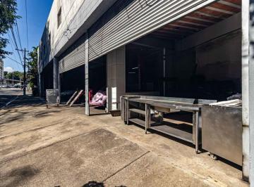 Comercial · 380m² · Prédio comercial na Rua José Ferreira Pinto, 1 • 380 m²
