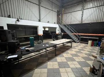 Comercial · Loja Térrea Comercial - 4000m², Distrito Industrial