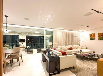 Apartamento · 217m² · 3 Quartos · 4 Vagas · Residência de luxo com 217m² e 3 suítes no Quartier Auri Vila Olímpia