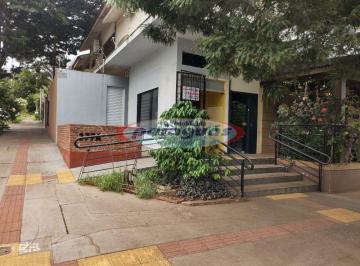 Comercial · 47m² · 3 Quartos · LOCAÇÃO | Sala/Salão, com 3 dormitórios em Zona 02, Maringá