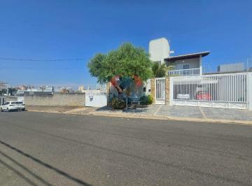 Casa · 180m² · 3 Quartos · 4 Vagas · Sobrado a venda Jardim Esplanada II