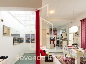 Casa · 242m² · 3 Quartos · 5 Vagas · Casa à venda na Vila Nova Conceição, São Paulo-SP: 3 quartos, 1 suíte, 3 banheir