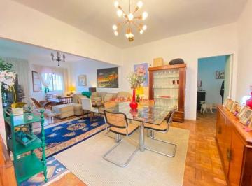 Casa · 130m² · 3 Quartos · Casa Assobradada de 3 Quartos sendo 1 Suíte e 130m² de Área Útil - Sem Vaga - Ót