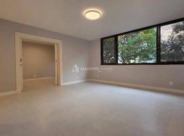Apartamento · 168m² · SQS 302 4 quartos Reformado Prédio com Academia e Vaga