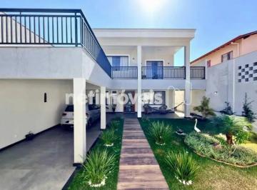 Casa · 366m² · 4 Quartos · 4 Vagas · Casa com 4 quartos, no Céu azul