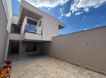 202507101808125839.jpg · Casa para Venda em Belo Horizonte, Jaraguá, 4 dormitórios, 1 suíte, 3 banheiros, 3 vagas