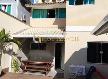 Foto 01 · Imóvel belíssimo à venda em São Gonçalo-RJ: Casa com 5 quartos, 1 suíte, 1 sala, 5 banheiros, 2 vaga
