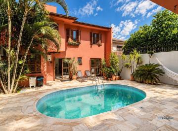 Casa · 319m² · 3 Quartos · 3 Vagas · Casa mobiliada com piscina e espaço gourmet no Cristo Redentor