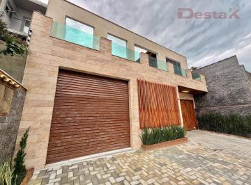 Casa · 360m² · 6 Quartos · 4 Vagas · Casa no bairro Bom Viver - Biguaçu