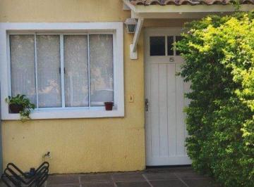 Casa · 66m² · 2 Quartos · Casa à venda - em Sarandi