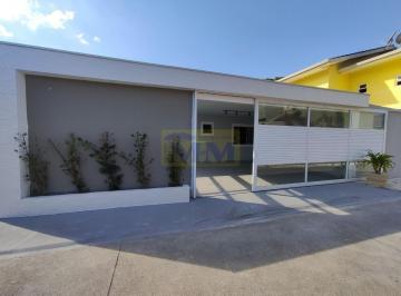 Casa · 140m² · 3 Quartos · 4 Vagas · Casa de Alto Padrão em Condomínio Fechado – Em Frente ao Bosque Bordignon