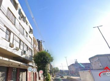 Apartamento · 60m² · 2 Quartos · Apartamento de 2 dormitórios no bairro São João.