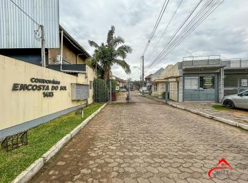 Casa · 90m² · 3 Quartos · 2 Vagas · " Oportunidade " excelente Sobrado com piscina em Condomínio na Zona Sul em meio
