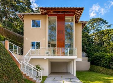 Casa · 206m² · 3 Quartos · 2 Vagas · Casa com 3 quartos no Bom Retiro, Teresópolis.