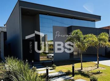 Casa · 191m² · 3 Quartos · 4 Vagas · Casa Térrea em condomínio fechado no Jardim Veneza | 3 Suítes | Piscina aquecida