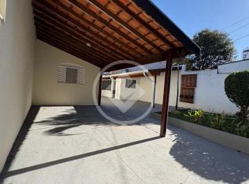 Casa de 3 quartos, Campinas · Casa Térrea 250 m² | 3 Dormitórios (1 Suíte) | Área Gourmet | 5 Vagas | Parque Jambeiro