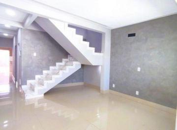 Casa de 2 quartos, São Paulo · **Casa à Venda em Santana | 3 Dormitórios | 2 Banheiros | 2 Vagas | Pronta para Morar**