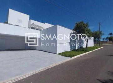 Casa · 466m² · 4 Quartos · 4 Vagas · Sobrado a Venda no Condomínio Terras das Águas, dentro do Thermas Walter Park em São Pedro/SP com 4 