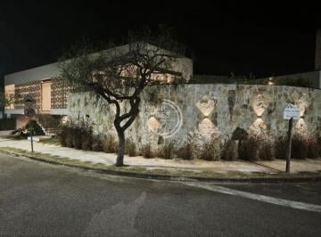 Casa · 320m² · 4 Quartos · 4 Vagas · Casa Mobiliada Alto Padrão para Locação no Aldeia da Mata com Piscina Aquecida e Energia Solar