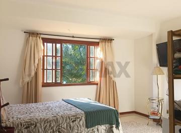 Casa · 115m² · 3 Quartos · 3 Vagas · À venda casa com amplo terreno e 3 quartos no bairro Vila Verde, em Armação dos Búzios