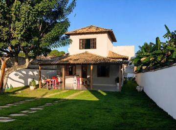 Casa · 115m² · 3 Quartos · 3 Vagas · À venda casa com amplo terreno e 3 quartos no bairro Vila Verde, em Armação dos Búzios