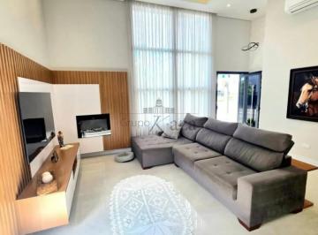 Casa · 260m² · 3 Quartos · 2 Vagas · Oportunidade - Casa em Condomínio - Loteamento Floresta - Reserva Aruanã - 3 Dormitórios - 190m² - E