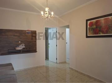 Casa · 160m² · 2 Quartos · 3 Vagas · Casa térrea com 2 quartos.