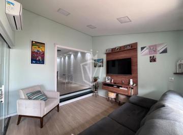 Casa · 200m² · 3 Quartos · 2 Vagas · Casa térrea à venda, 03 dormitórios Recanto Parrillo- Jundiaí- S/P