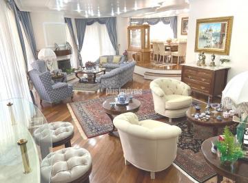 Apartamento · 215m² · 3 Quartos · 4 Vagas · APARTAMENTO NA RUA PARAGUASSU