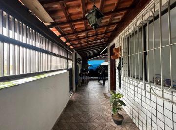 534fb5b00a4ac7cfcaa024fcea610651a3dcad80 · Casa à venda no Santa Rosa no Guarujá | Omega Imóveis