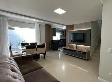5b564d07-7a87-4364-be7c-e065190b19aa · Sobrado para venda em Centro com 3 quartos, sendo 3 suítes, 181m²