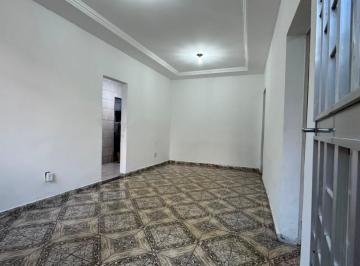 Casa de 2 quartos, São João de Meriti · 2 Casas no Centro de Vilar dos Teles: Terreno de 400m² à Vista!