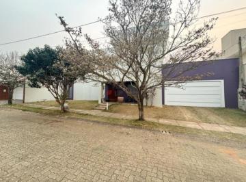 Casa · 616m² · 3 Quartos · 2 Vagas · Casa em Condomínio no Parque Espraiado, São Carlos | 3 Suítes