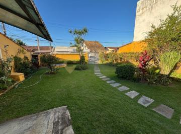 Casa · 2 Quartos · 1 Vaga · Casa 02 Dorm. em Centro - Rio das Ostras