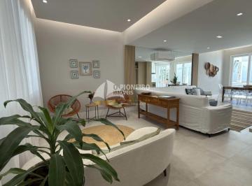 Casa · 230m² · 5 Quartos · 3 Vagas · Casa em condomínio com 05 suítes piscina privativa …