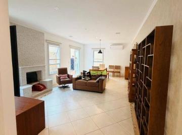bf1f36386a3ac7c1fe1503db98f5f134b23b8c0d · Casa Mobiliada em Frente ao Parque Edmundo Zanoni | 3 Suítes | 151 m² | R$ 1.190.000
